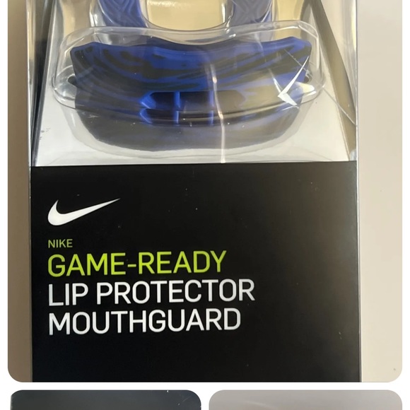Nike Game Ready Blue Lip Protector Mouthguard Quick Release Strap Included - Picture 3 of 3